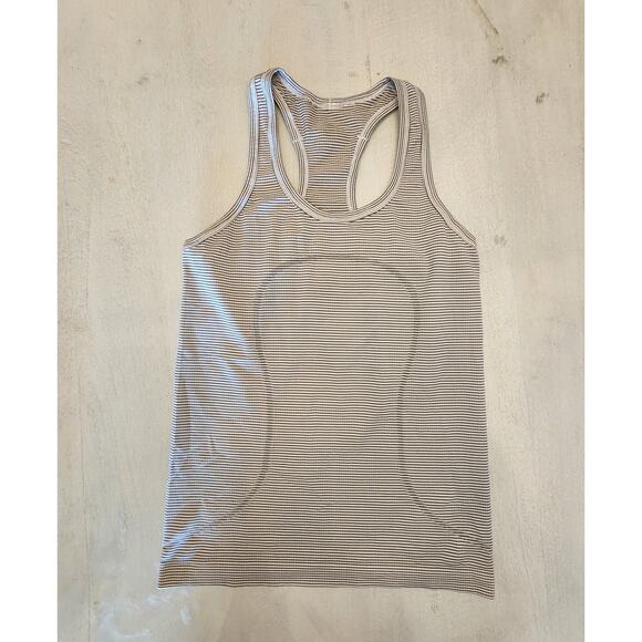 Lululemon Swiftly Tech Racerback SZ 6 Black White Stripe - Picture 3 of 9